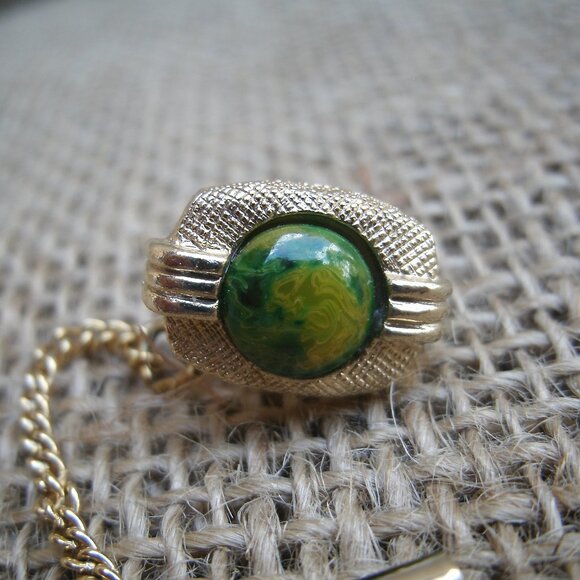 Vintage Swank Tie Tack & Cufflink Set Green & Gold - Picture 9 of 16